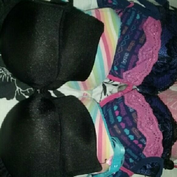 sizes 34B to 36C - Picture 2 of 7